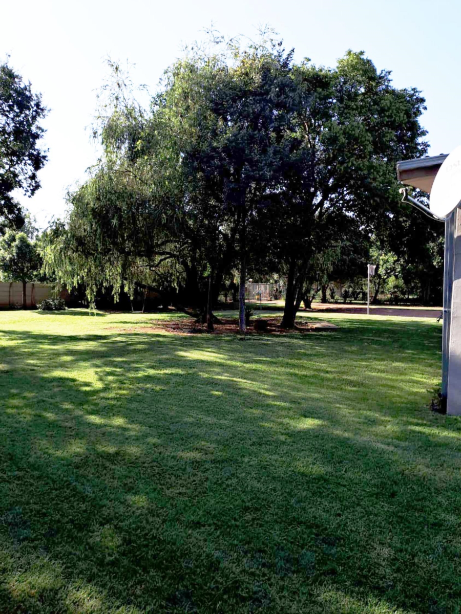 4 Bedroom Property for Sale in Swacina Park A H Gauteng