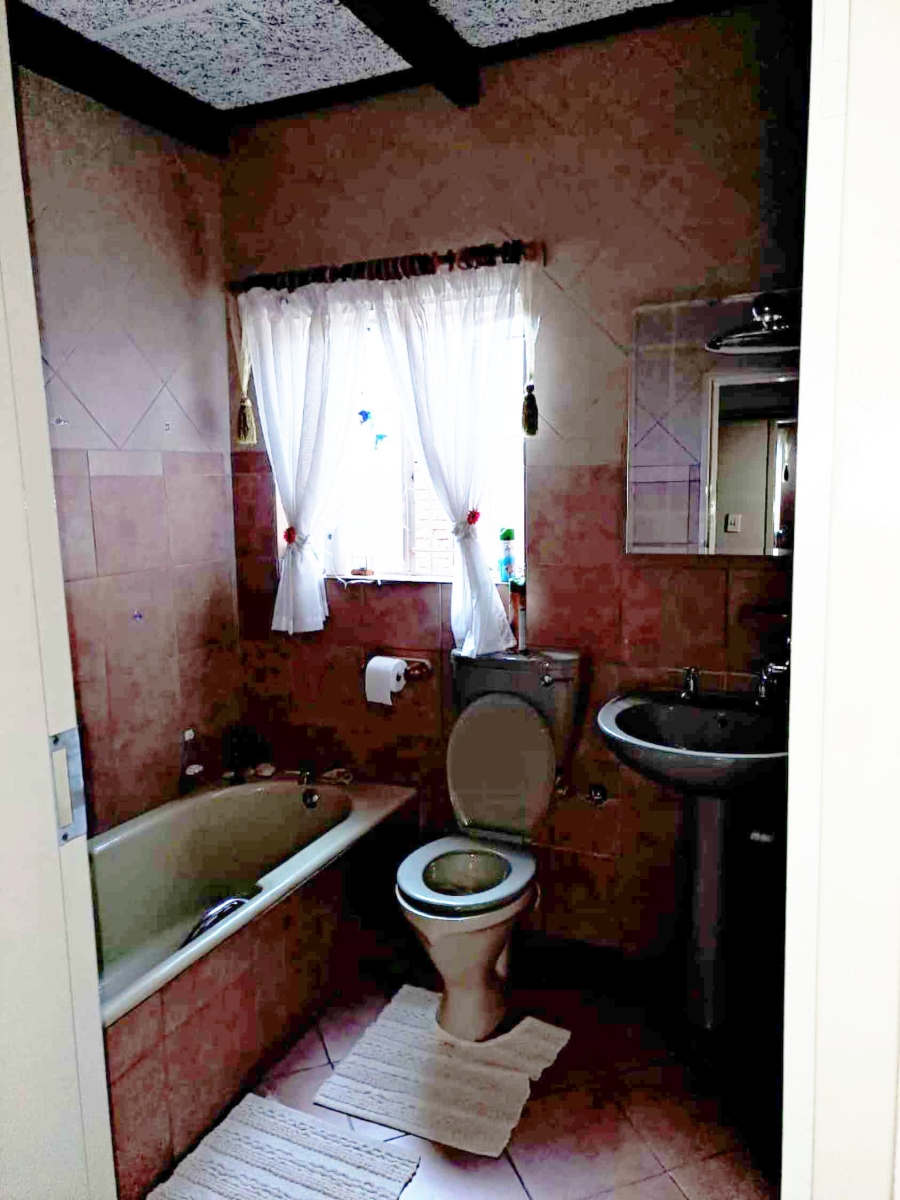 4 Bedroom Property for Sale in Swacina Park A H Gauteng