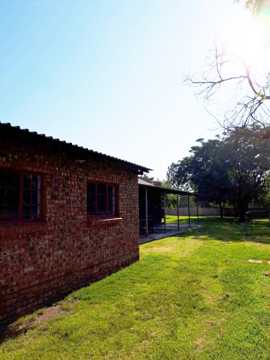 4 Bedroom Property for Sale in Swacina Park A H Gauteng