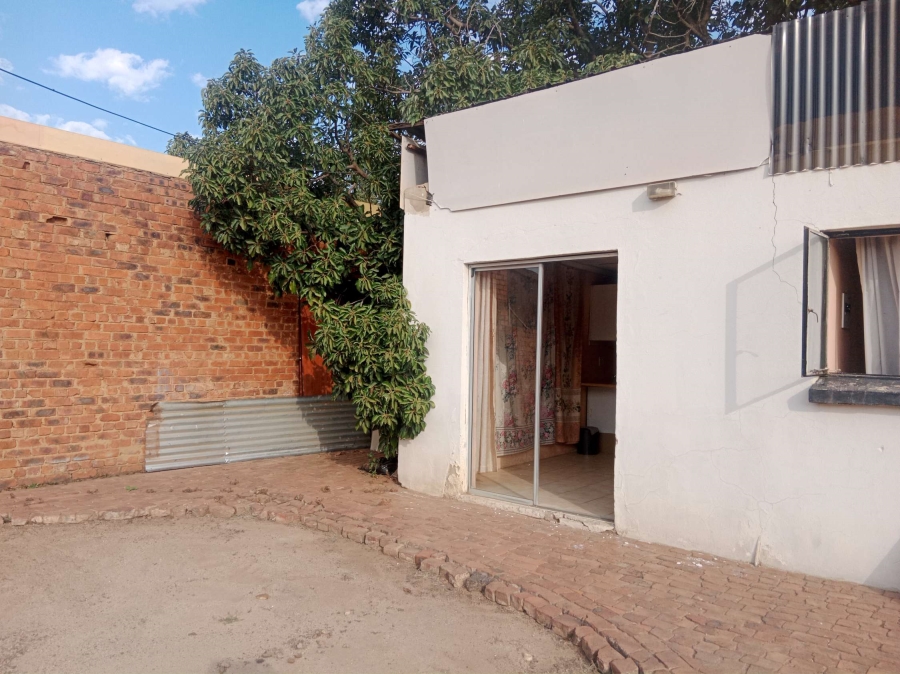 4 Bedroom Property for Sale in Booysens Gauteng