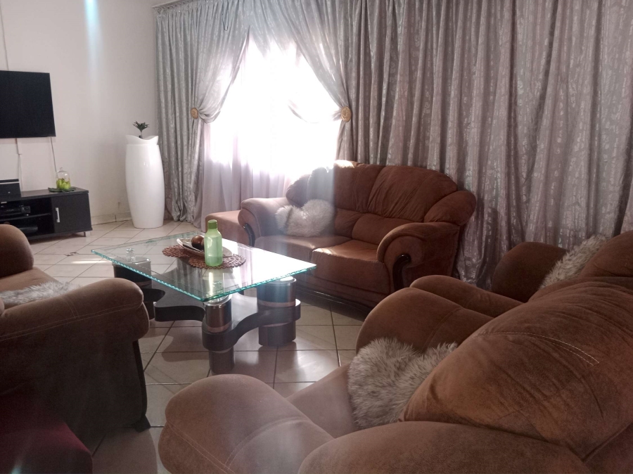 4 Bedroom Property for Sale in Booysens Gauteng