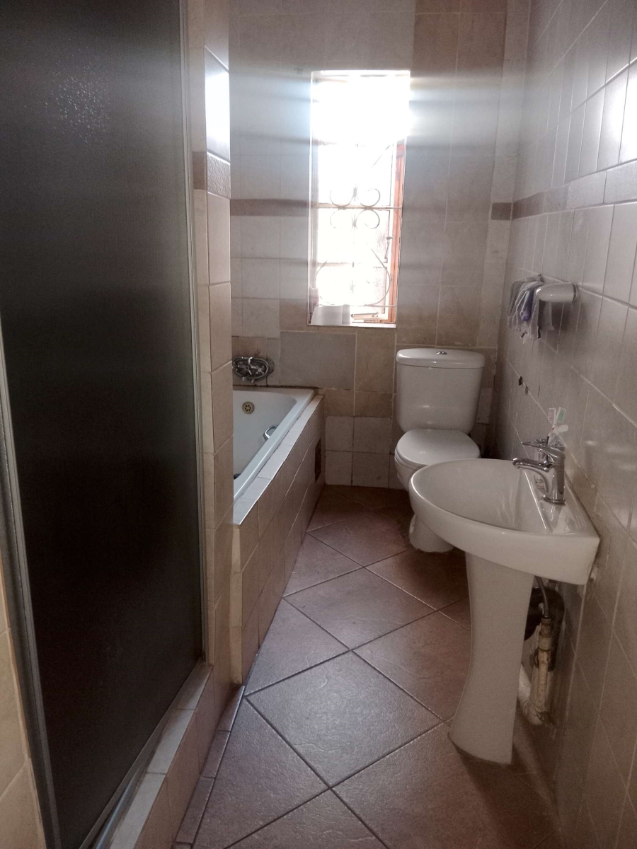 4 Bedroom Property for Sale in Booysens Gauteng