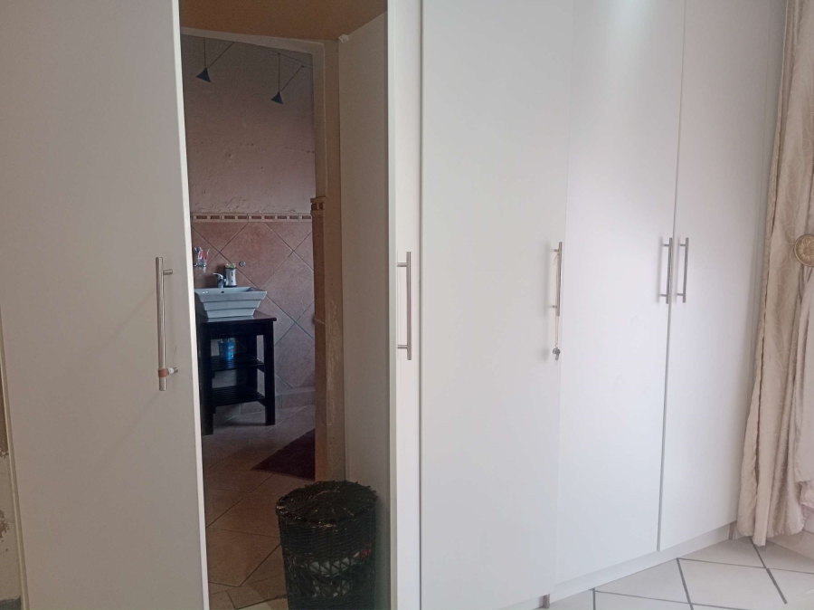 4 Bedroom Property for Sale in Booysens Gauteng