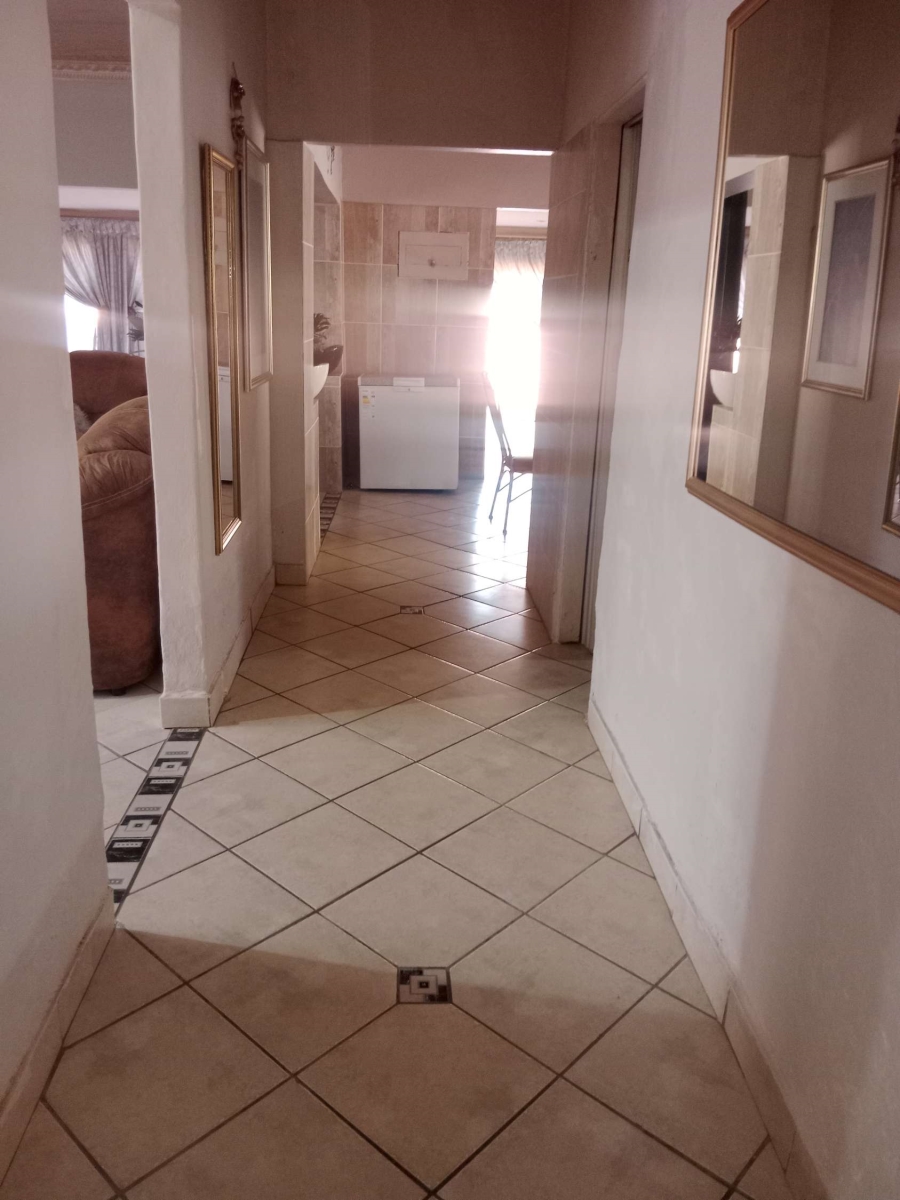 4 Bedroom Property for Sale in Booysens Gauteng