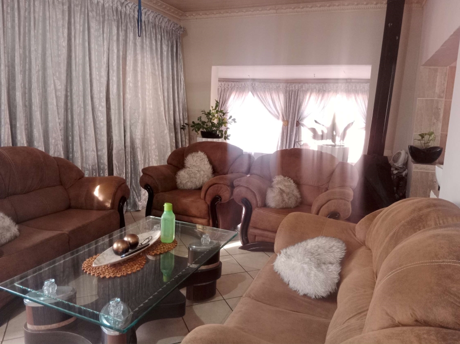 4 Bedroom Property for Sale in Booysens Gauteng