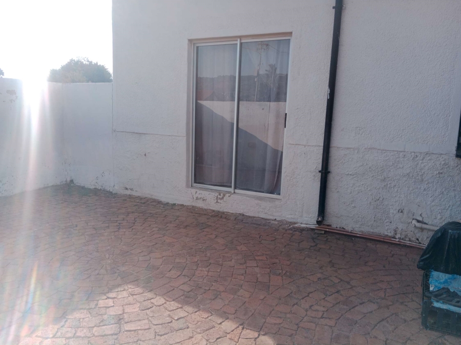 4 Bedroom Property for Sale in Booysens Gauteng