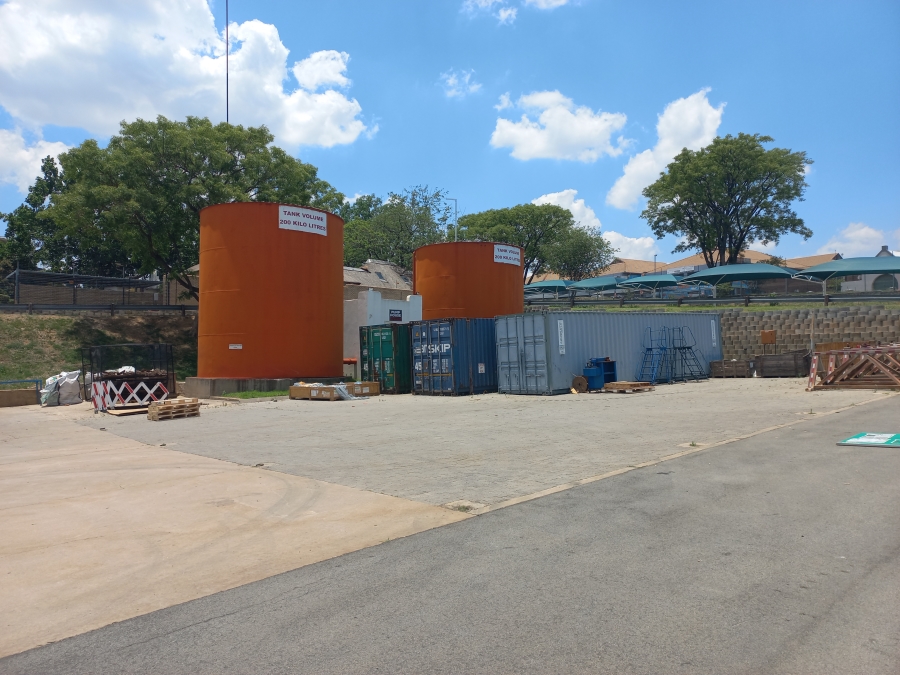 To Let commercial Property for Rent in Halfway House Gauteng