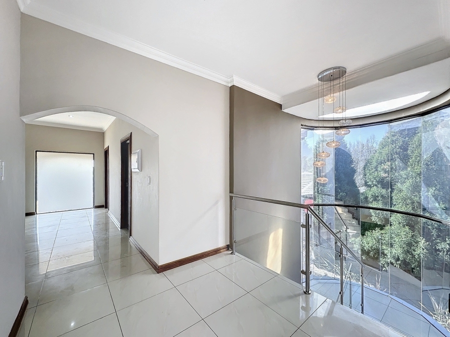 To Let 6 Bedroom Property for Rent in Silverwoods Country Estate Gauteng