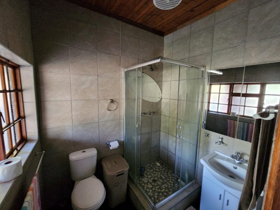 5 Bedroom Property for Sale in Pretoria North Gauteng