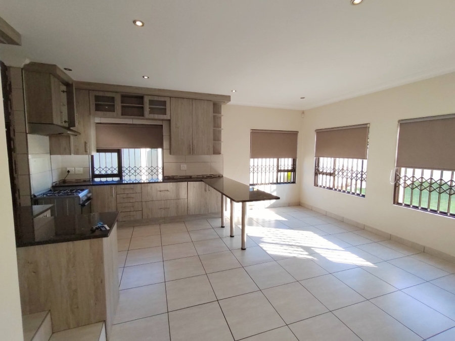 To Let 5 Bedroom Property for Rent in Montana Gauteng