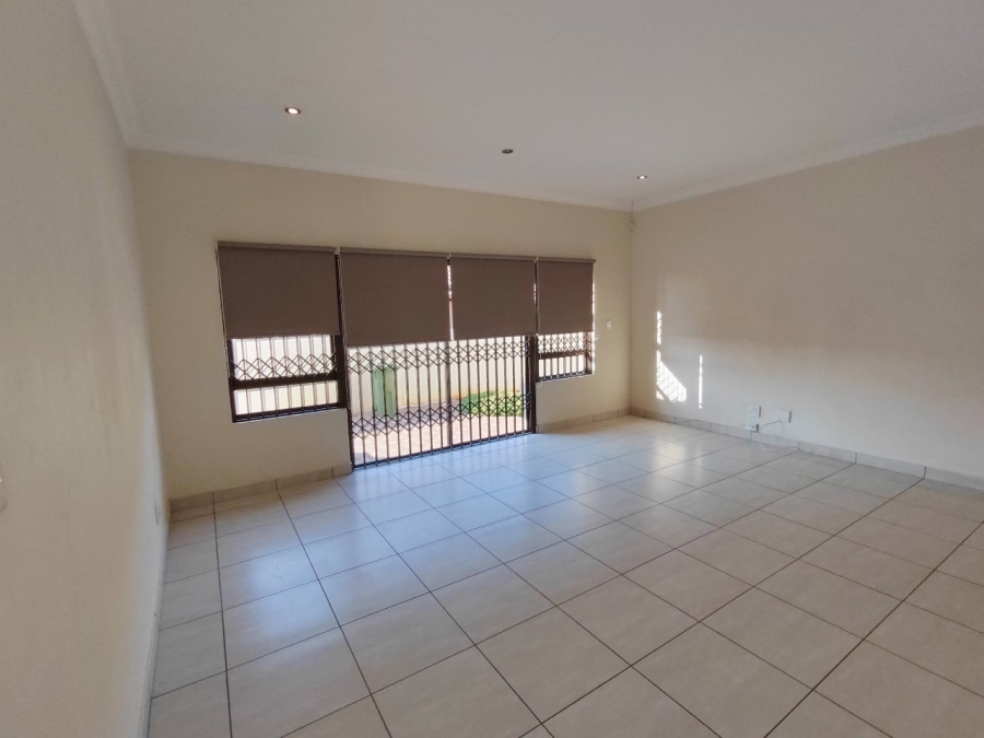 To Let 5 Bedroom Property for Rent in Montana Gauteng