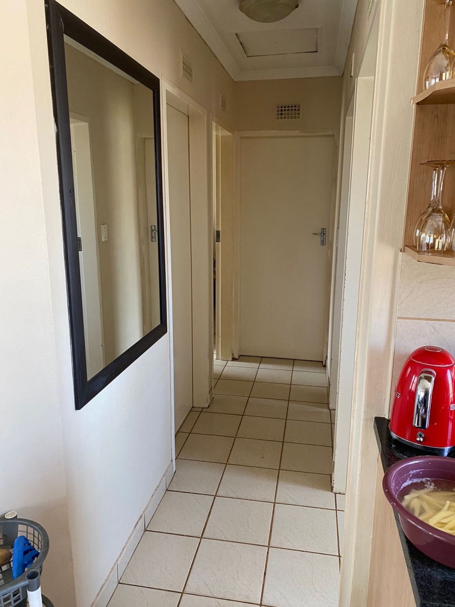 To Let 3 Bedroom Property for Rent in Clayville Gauteng