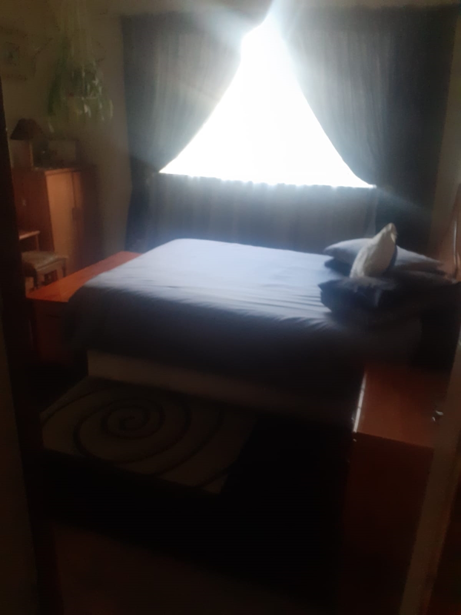 3 Bedroom Property for Sale in Daggafontein Gauteng