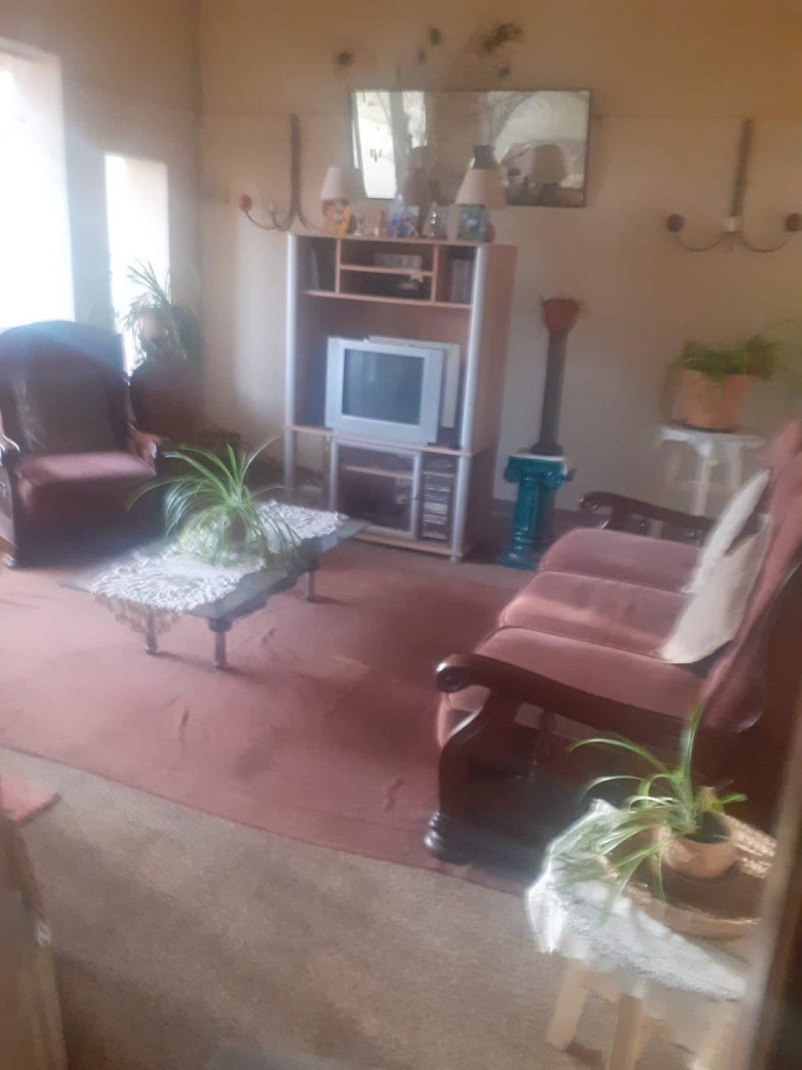 3 Bedroom Property for Sale in Daggafontein Gauteng