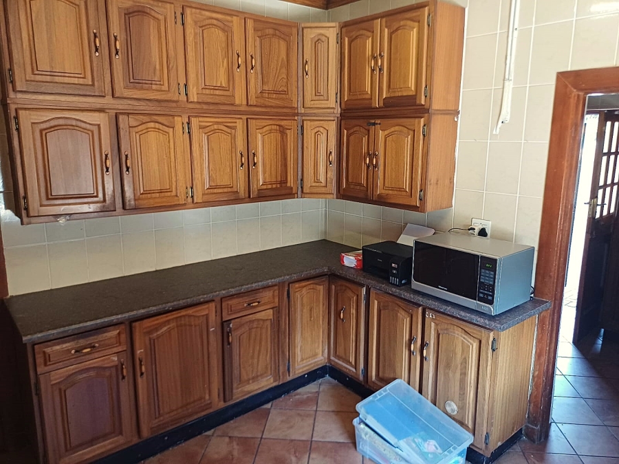 5 Bedroom Property for Sale in Lyttelton Manor Gauteng