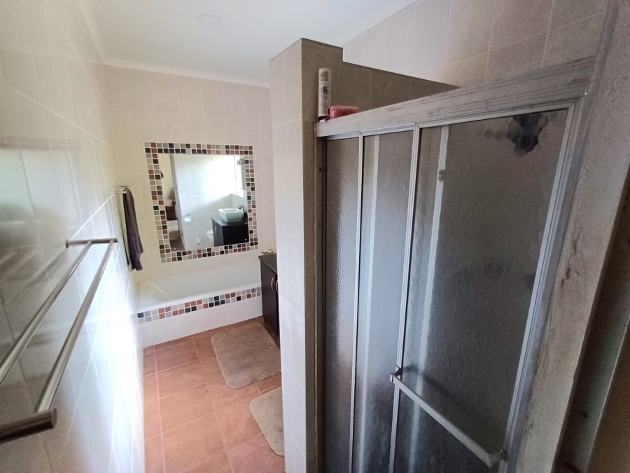 5 Bedroom Property for Sale in Lyttelton Manor Gauteng