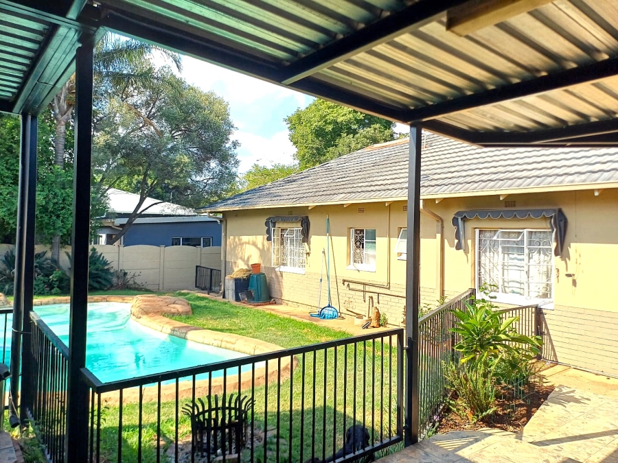 5 Bedroom Property for Sale in Lyttelton Manor Gauteng