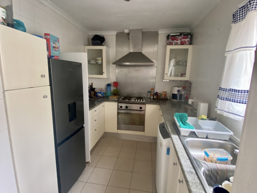 To Let 2 Bedroom Property for Rent in Hyde Park Gauteng