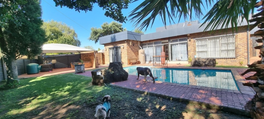 3 Bedroom Property for Sale in Sunward Park Gauteng