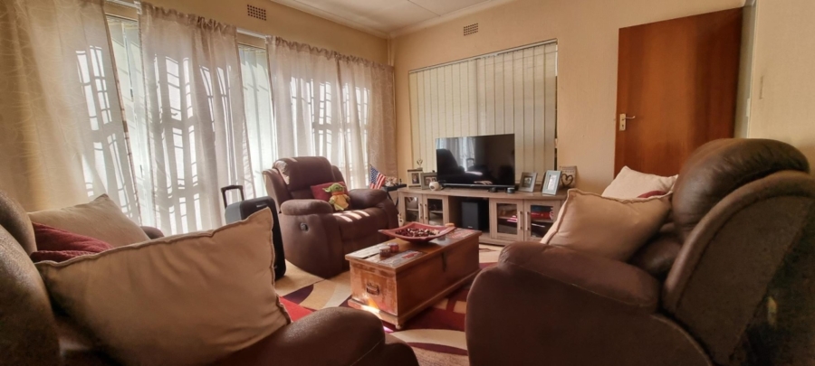 3 Bedroom Property for Sale in Sunward Park Gauteng