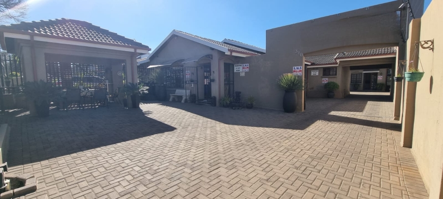 Commercial Property for Sale in Parkrand Gauteng