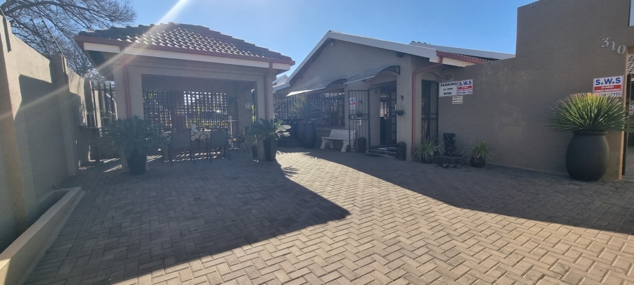 Commercial Property for Sale in Parkrand Gauteng