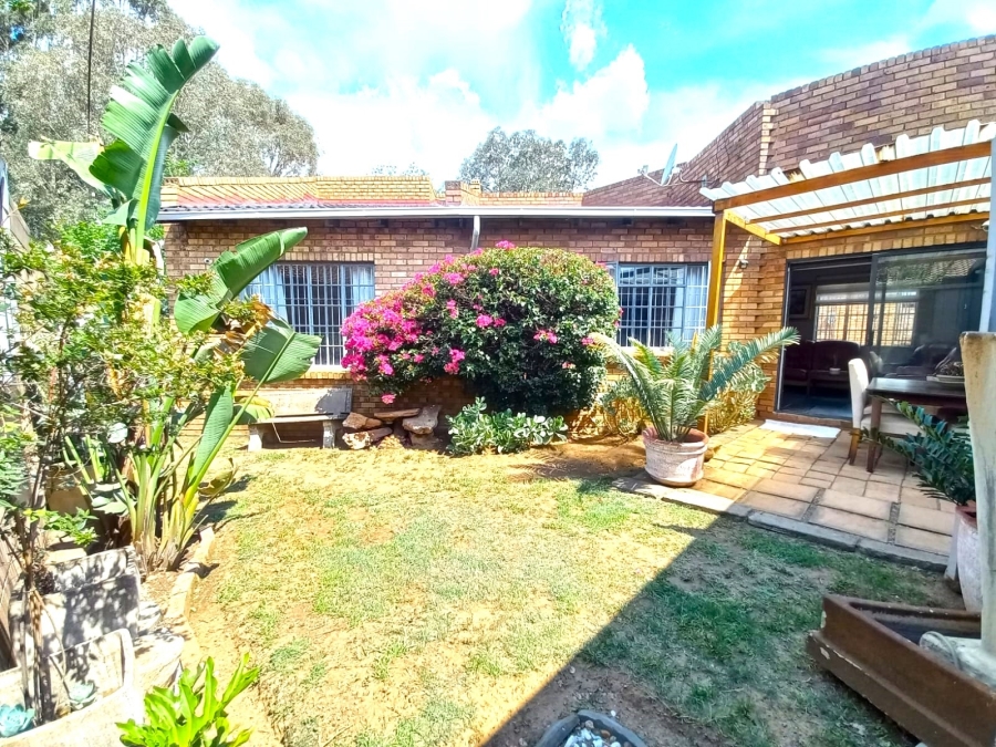 2 Bedroom Property for Sale in Dalpark Ext 1 Gauteng