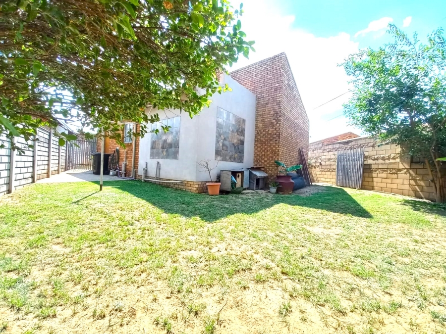 2 Bedroom Property for Sale in Dalpark Ext 1 Gauteng