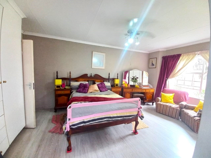 4 Bedroom Property for Sale in Kenleaf Gauteng