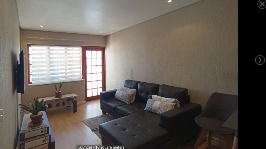 2 Bedroom Property for Sale in Bryanston Gauteng