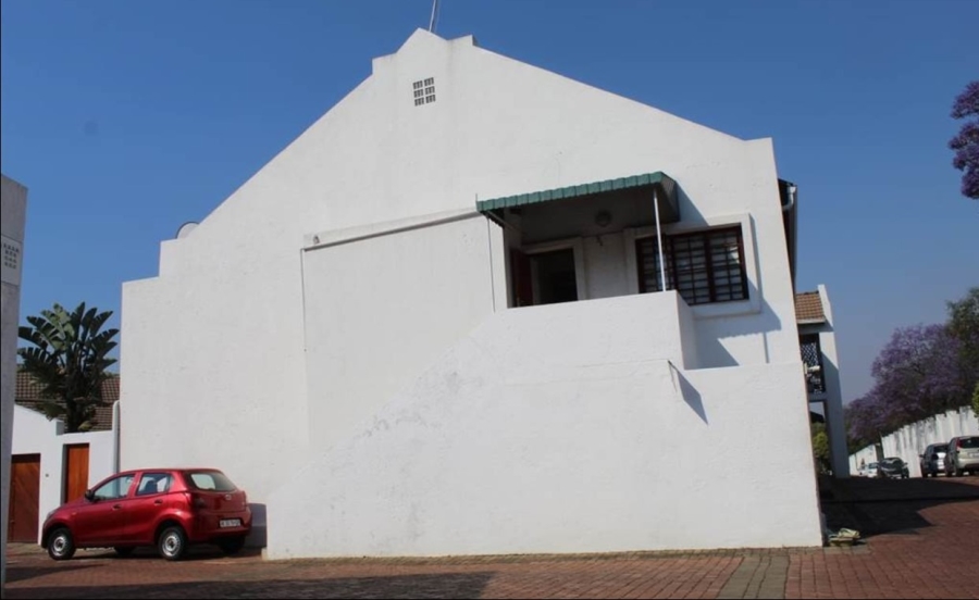 2 Bedroom Property for Sale in Bryanston Gauteng