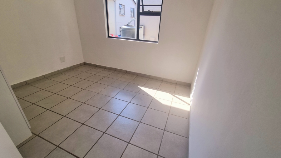 3 Bedroom Property for Sale in Noordwyk Gauteng