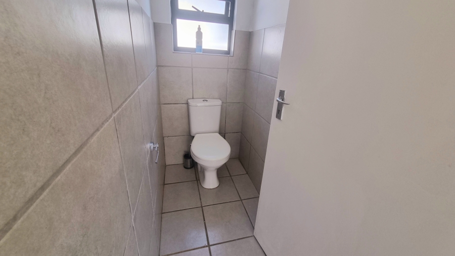 3 Bedroom Property for Sale in Noordwyk Gauteng