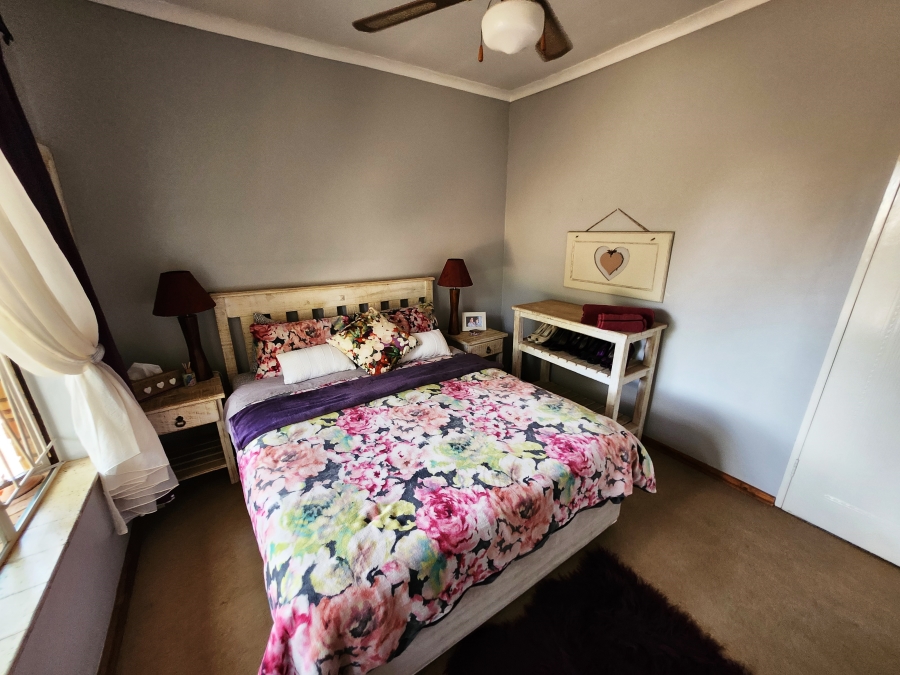 3 Bedroom Property for Sale in Eldoraigne Gauteng