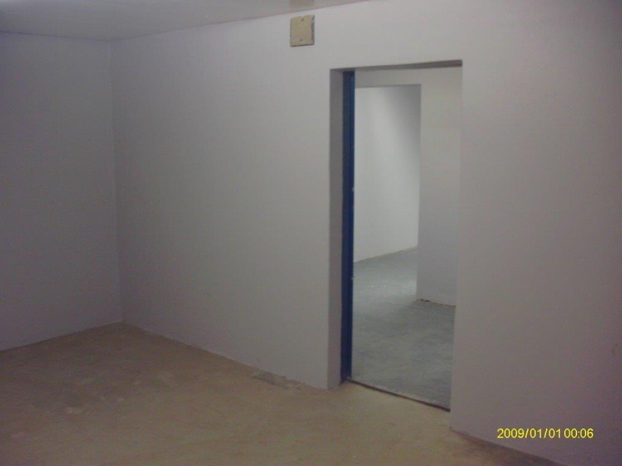 To Let commercial Property for Rent in Anderbolt Gauteng