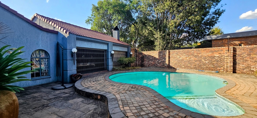 4 Bedroom Property for Sale in Three Rivers East Gauteng