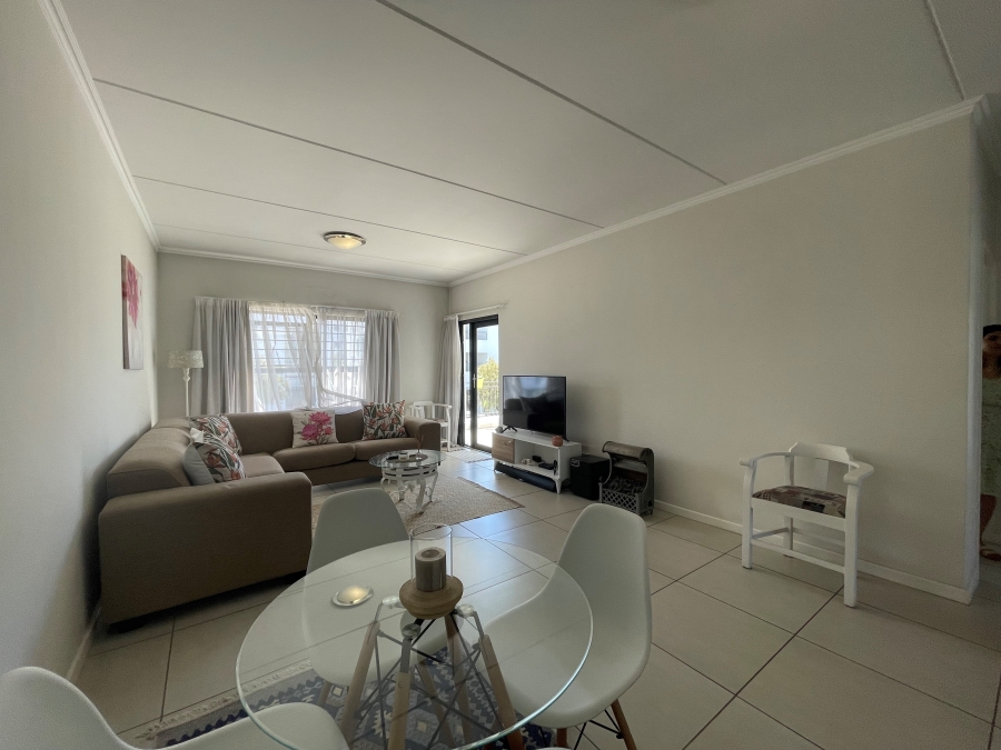 2 Bedroom Property for Sale in Greenstone Ridge Gauteng