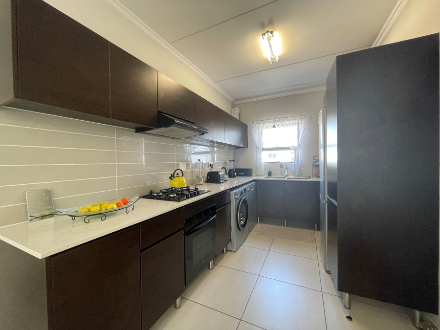 2 Bedroom Property for Sale in Greenstone Ridge Gauteng