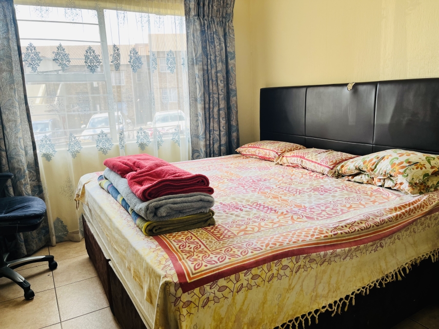 2 Bedroom Property for Sale in Vorna Valley Gauteng