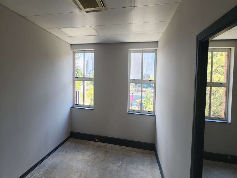 To Let commercial Property for Rent in Chislehurston Gauteng