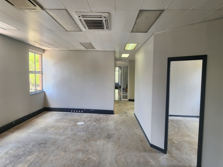 To Let commercial Property for Rent in Chislehurston Gauteng