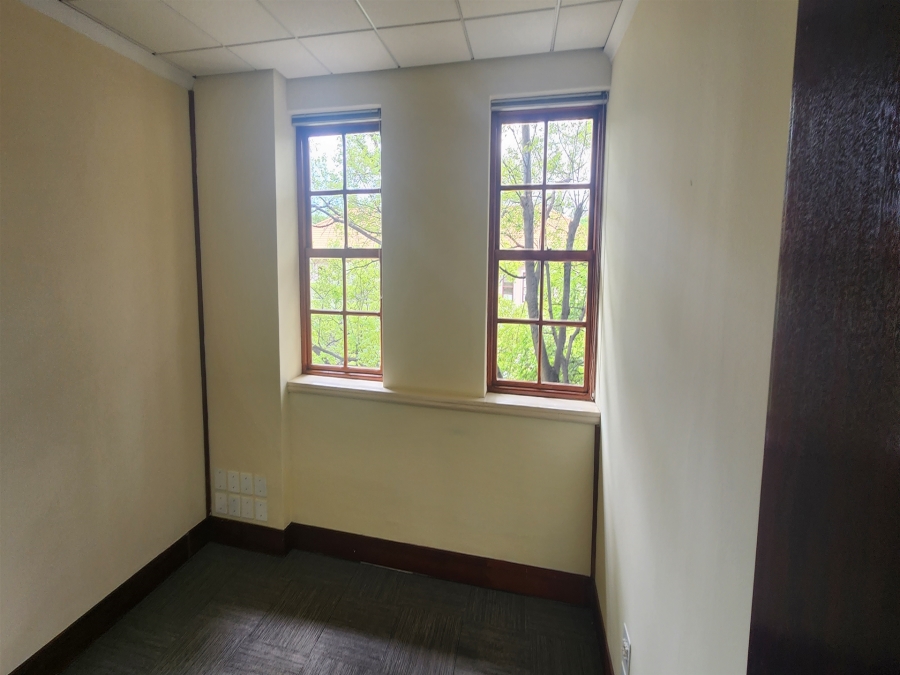 To Let commercial Property for Rent in Chislehurston Gauteng