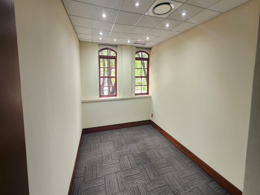 To Let commercial Property for Rent in Chislehurston Gauteng