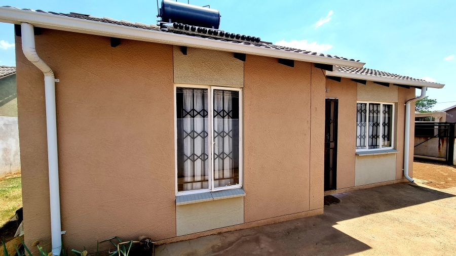 2 Bedroom Property for Sale in Windmill Park Gauteng