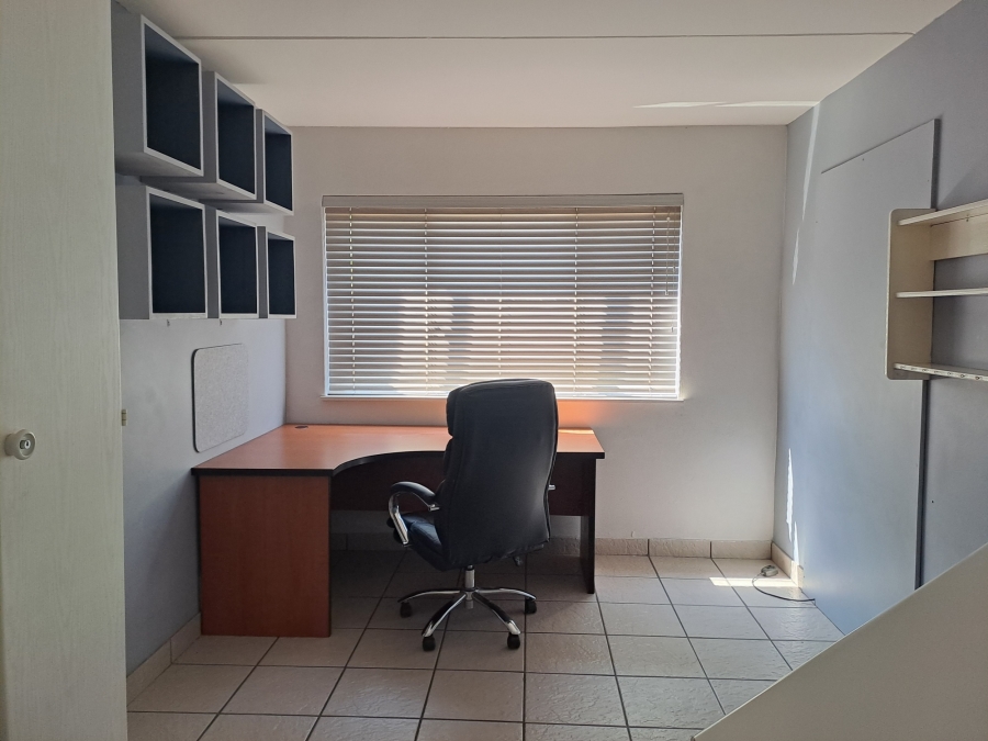 2 Bedroom Property for Sale in Hatfield Gauteng