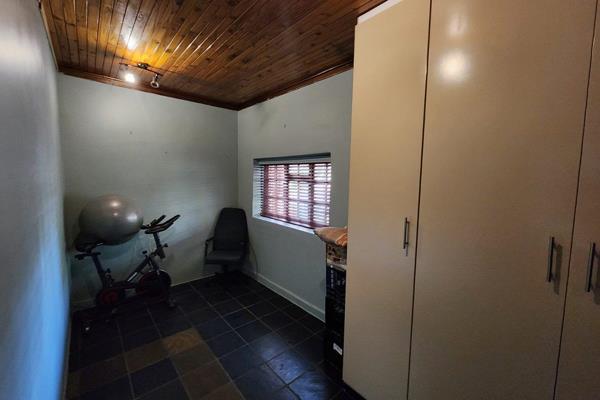 6 Bedroom Property for Sale in Pretoria North Gauteng