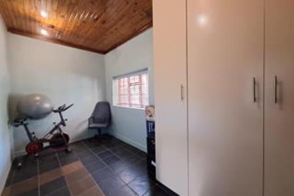 6 Bedroom Property for Sale in Pretoria North Gauteng