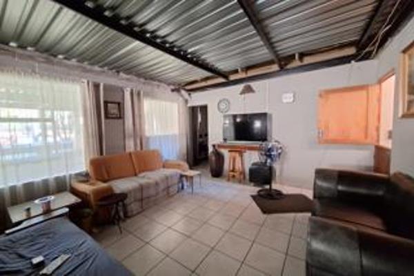 6 Bedroom Property for Sale in Pretoria North Gauteng