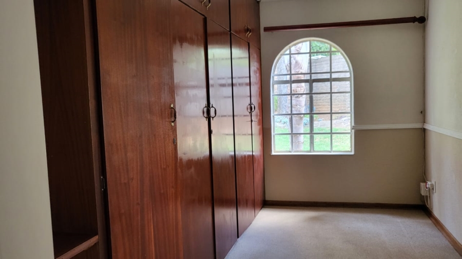 3 Bedroom Property for Sale in Helderkruin Gauteng