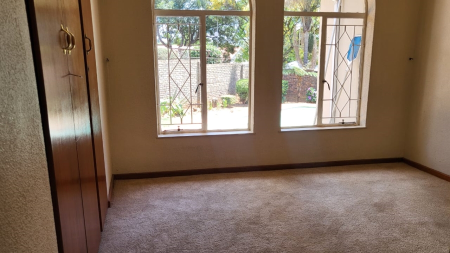 3 Bedroom Property for Sale in Helderkruin Gauteng